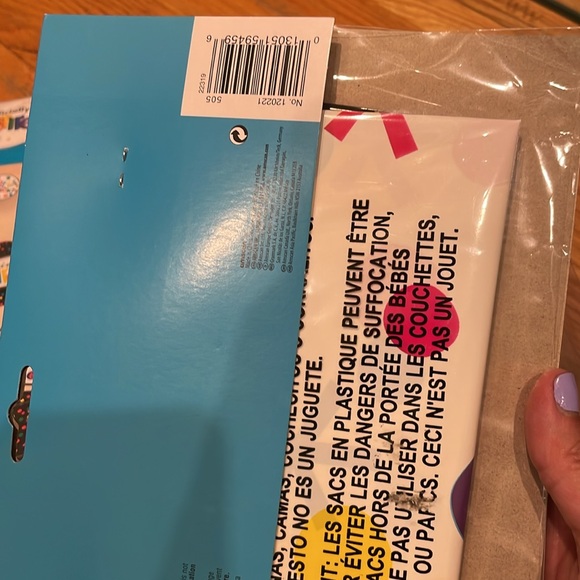 Retirement party BUNDLE-room decorating kit,Banner & Officially retired ensemble - Picture 10 of 11